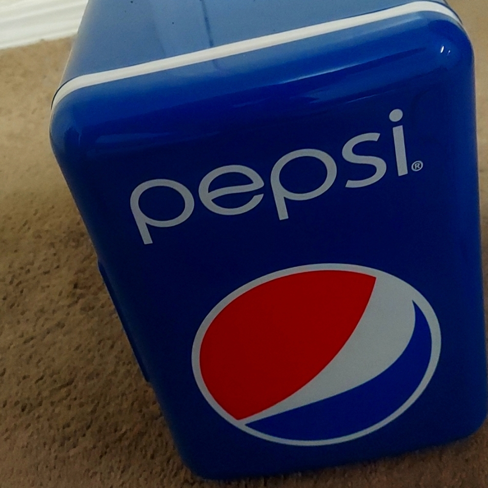 Pepsi brand mini fridge